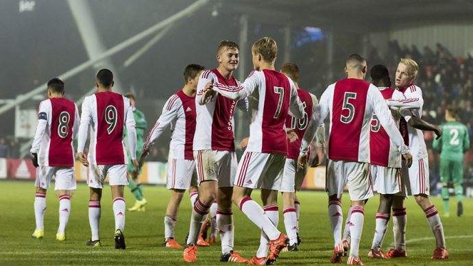 成为焦点 成为焦点