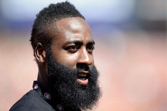 在其防守被 在其防守被